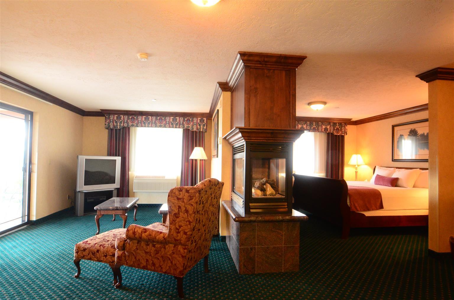 فندق كاليسبيل، مونتانافي  بيست ويسترن بلس فلاثيد ليك إن آند سويتس الغرفة الصورة